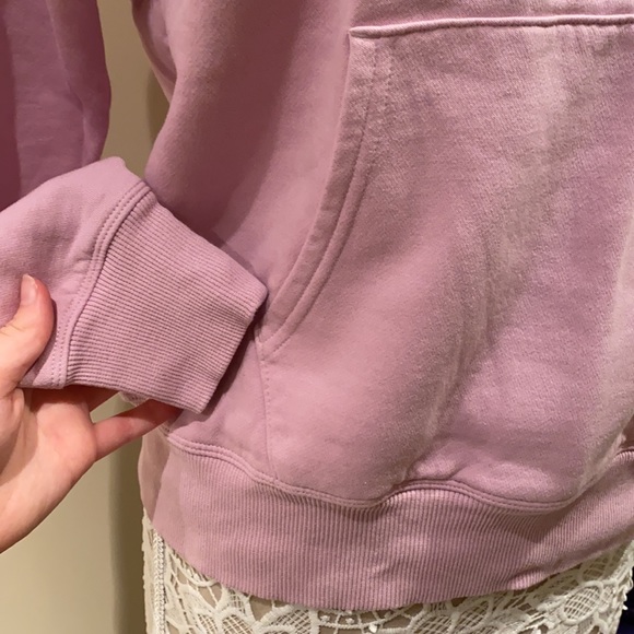 UA Sweatshirt - Picture 5 of 5